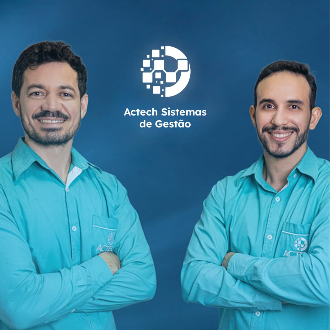 dois homens de prontos para o atendimento de melhor qualidade
